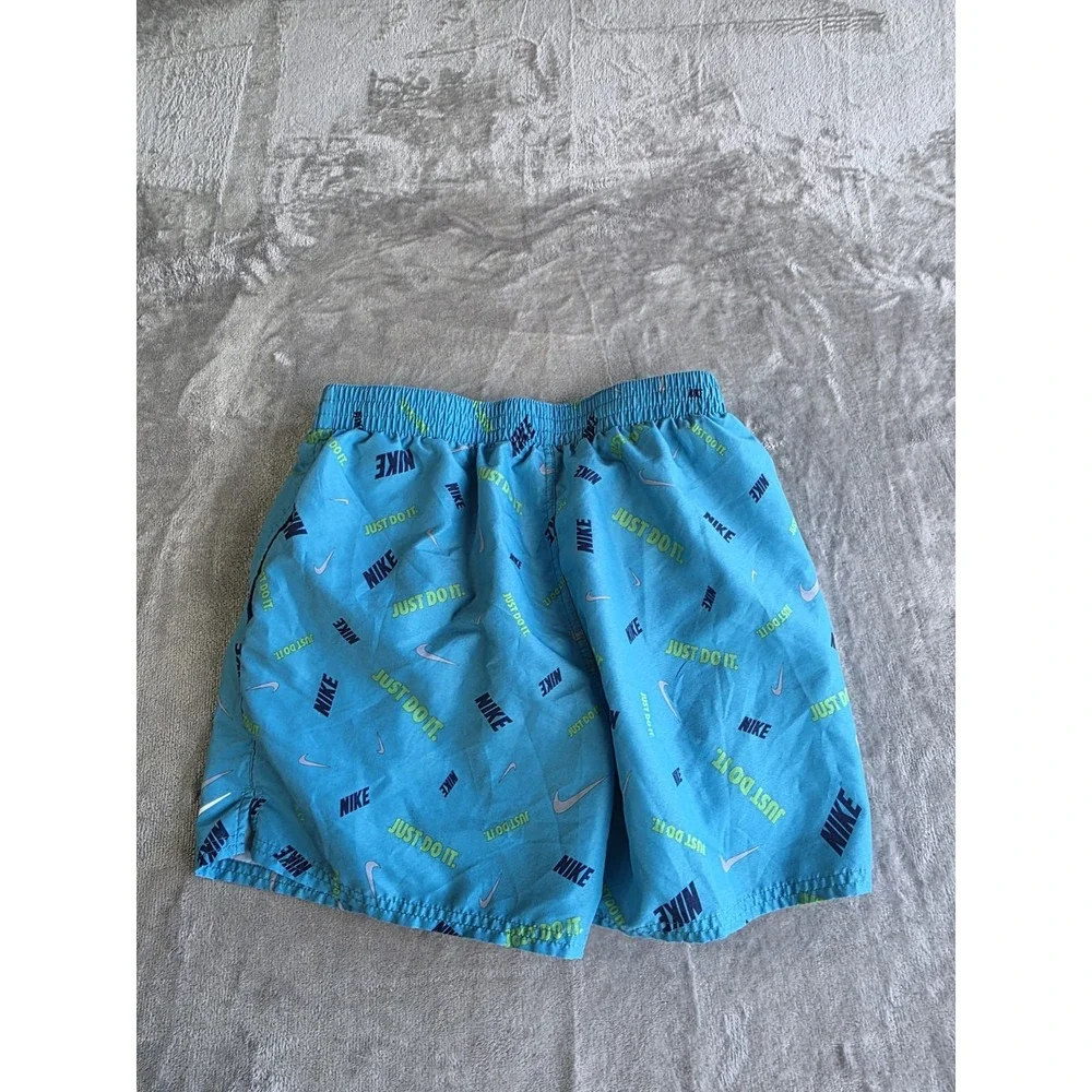 Nike men medium